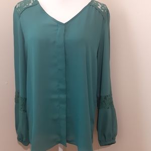Jade Green Top Blouse With Lace Back & Sleeves Size Medium APT. 9